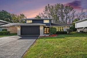 Photo of 8533 W Sun Valley Drive Palos Hills IL 60465
