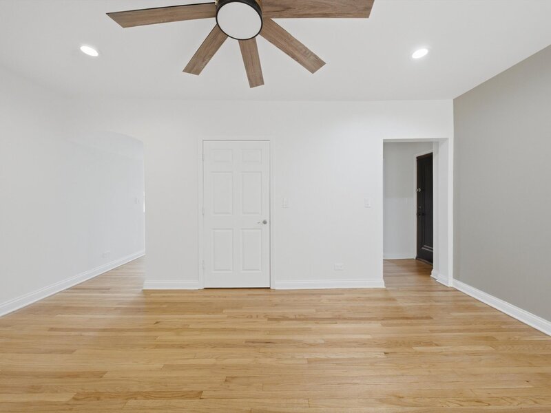 52 Forest Avenue Riverside IL 60546