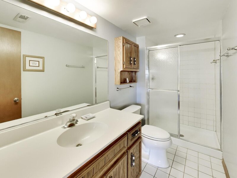 19255 Bernadine Street Lansing IL 60438