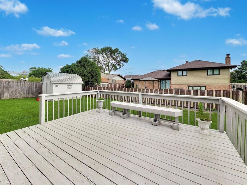 19255 Bernadine Street Lansing IL 60438