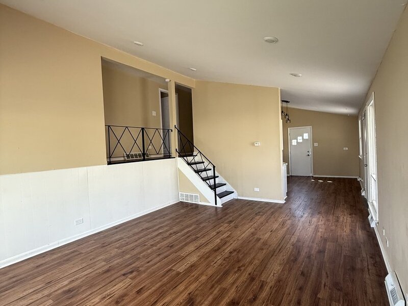 16420 Paulina Street Markham IL 60428