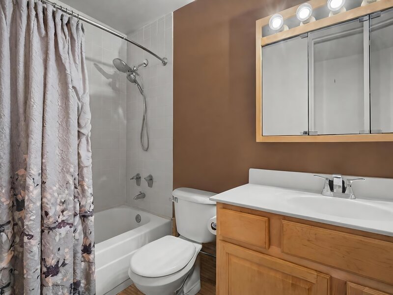 6700 S South Shore Drive Chicago IL 60649