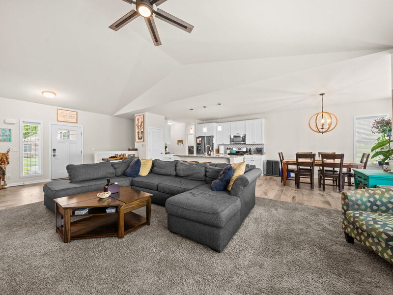 1339 Glacier Drive Byron IL 61010