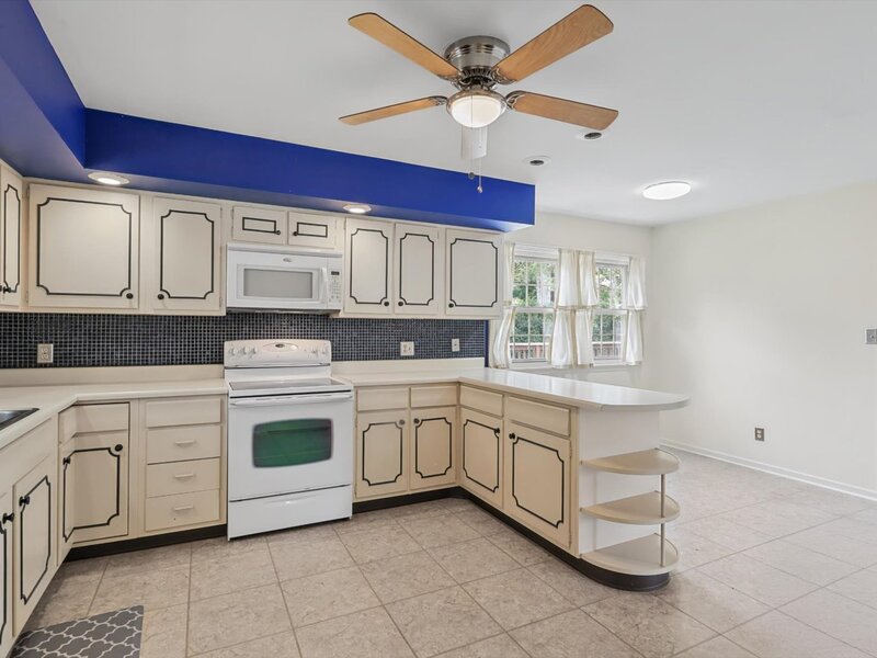 2118 Bristol Road Champaign IL 61821