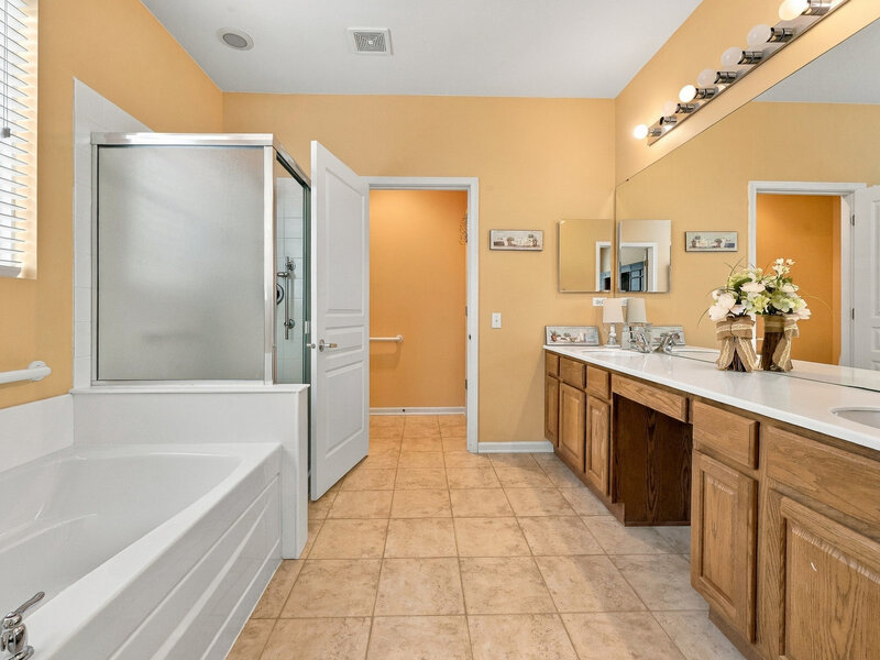 13830 Wilshire Way Huntley IL 60142