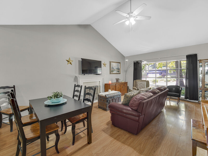 418 Earl Avenue Joliet IL 60436