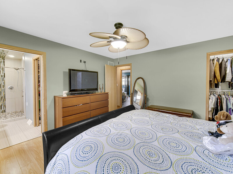 418 Earl Avenue Joliet IL 60436