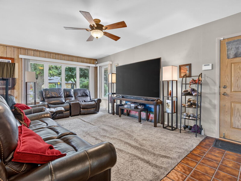 9915 S Kenton Avenue Oak Lawn IL 60453
