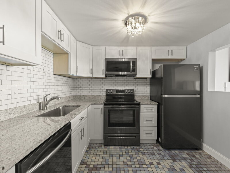2005 S Finley Road Lombard IL 60148