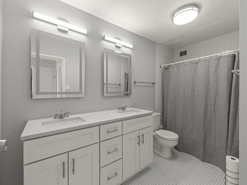 2005 S Finley Road Lombard IL 60148