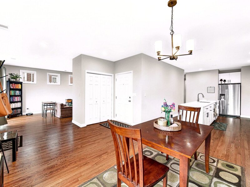 3541 S Prairie Avenue Chicago IL 60653