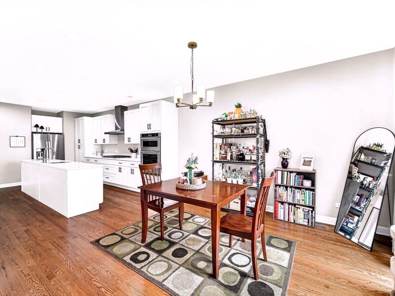 3541 S Prairie Avenue Chicago IL 60653