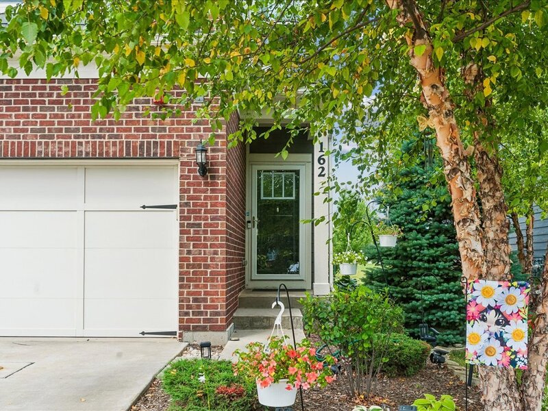 162 Waverly Court Bloomingdale IL 60108