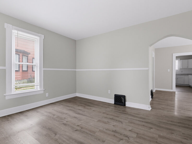 2214 W 2nd Street Davenport IA 52802