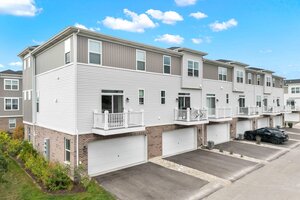 Photo of 1125 Dock Street Des Plaines IL 60018