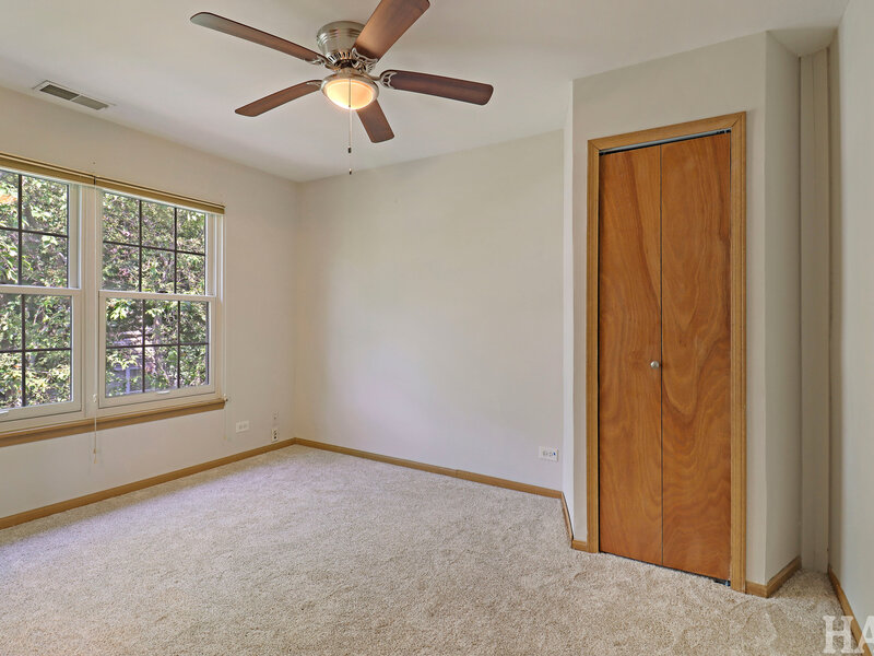 567 Shakespeare Drive Grayslake IL 60030