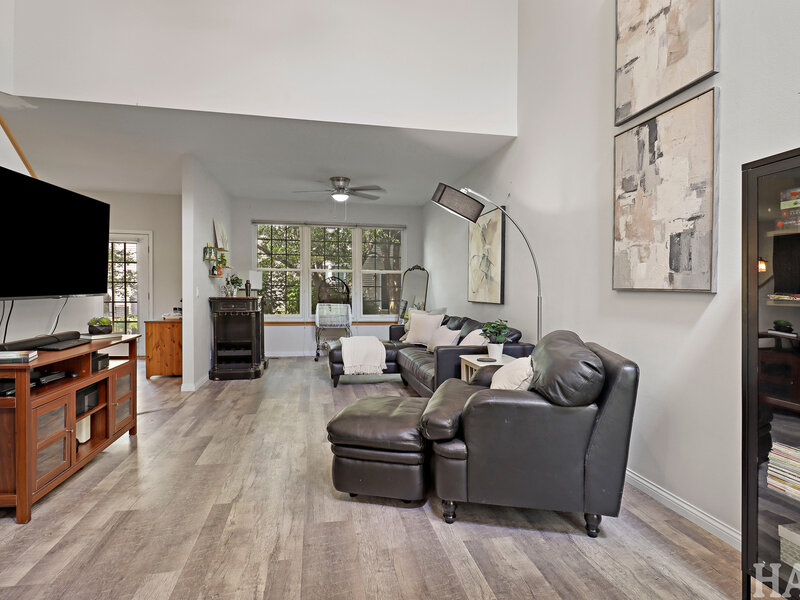 567 Shakespeare Drive Grayslake IL 60030