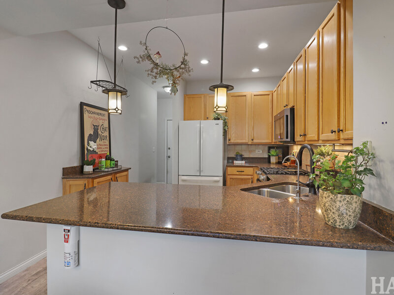 567 Shakespeare Drive Grayslake IL 60030