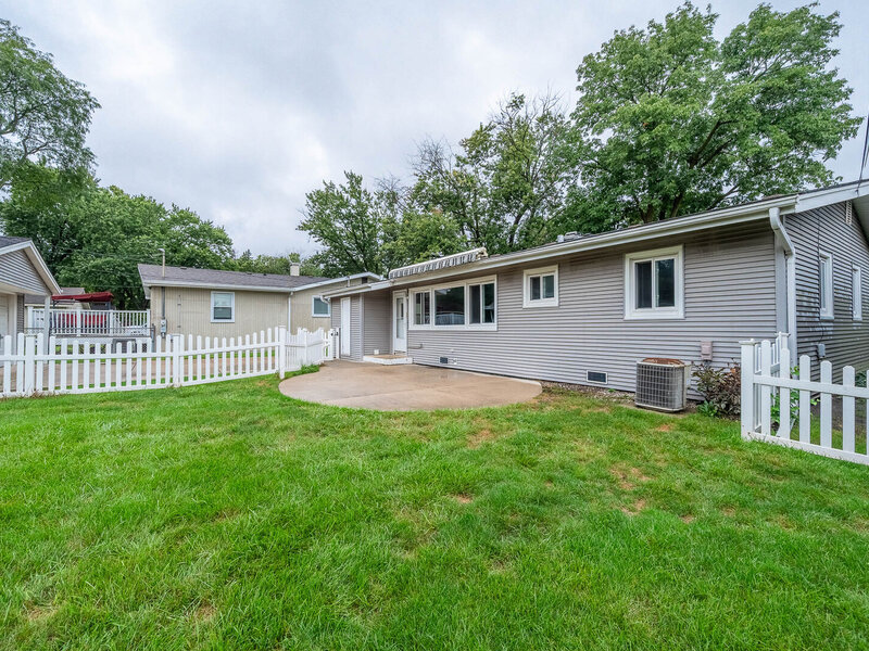 513 E Highland Avenue Mount Prospect IL 60056