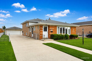 Photo of 6117 W 80th Street Burbank IL 60459
