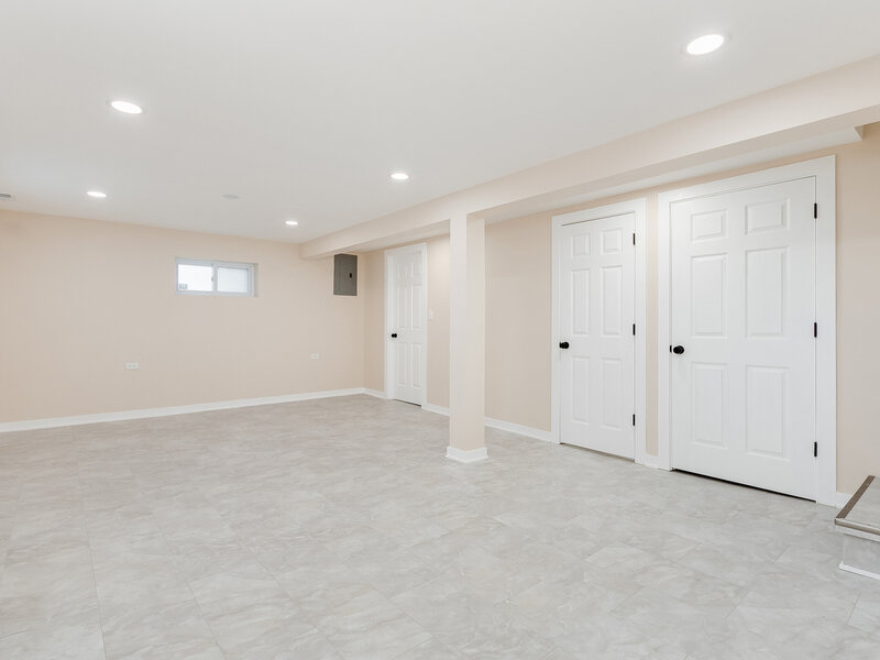 6117 W 80th Street Burbank IL 60459