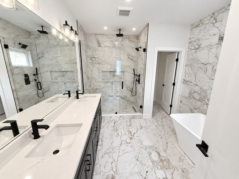 6732 N Oxford Avenue Chicago IL 60631