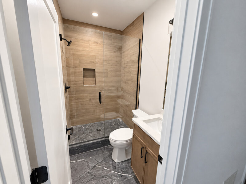 6732 N Oxford Avenue Chicago IL 60631
