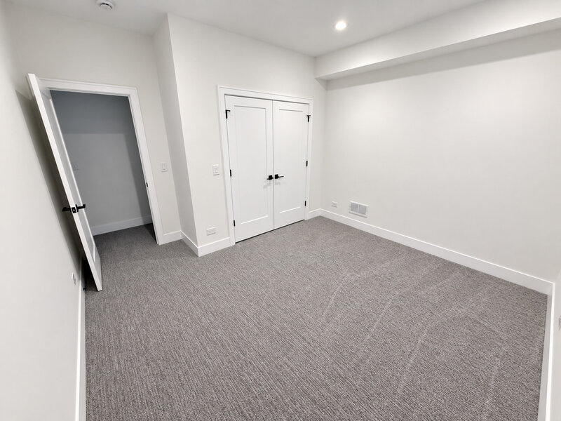 6732 N Oxford Avenue Chicago IL 60631