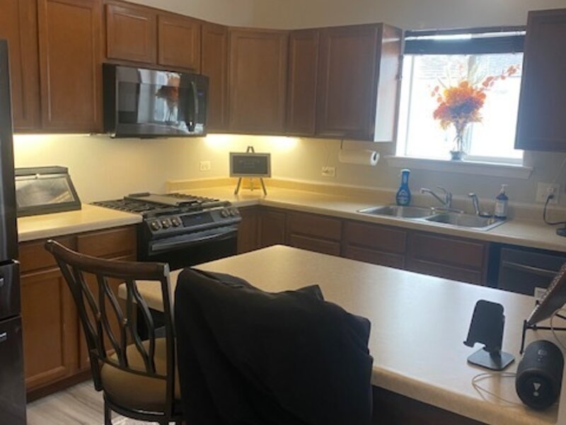 3002 Gilead Avenue Zion IL 60099