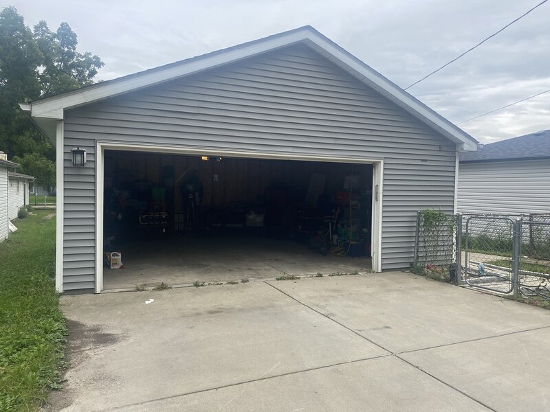 3002 Gilead Avenue Zion IL 60099
