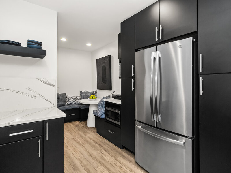 3300 N Lake Shore Drive Chicago IL 60657