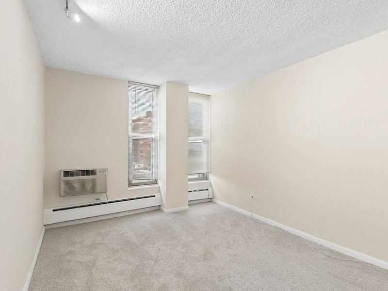 5401 S Hyde Park Boulevard Chicago IL 60615