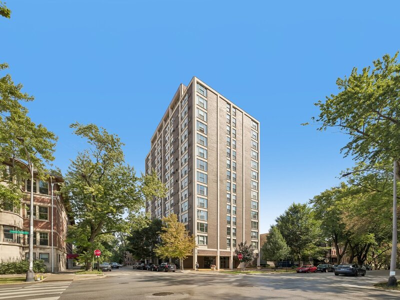 5401 S Hyde Park Boulevard Chicago IL 60615