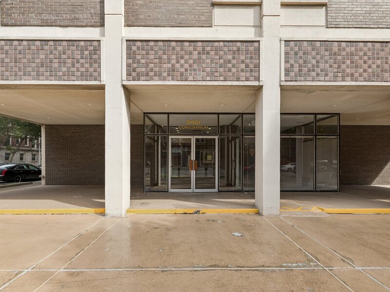 5401 S Hyde Park Boulevard Chicago IL 60615