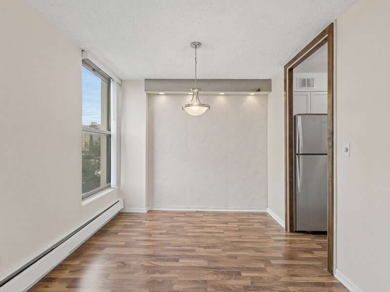 5401 S Hyde Park Boulevard Chicago IL 60615