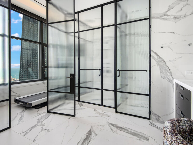 132 E Delaware Place Chicago IL 60611