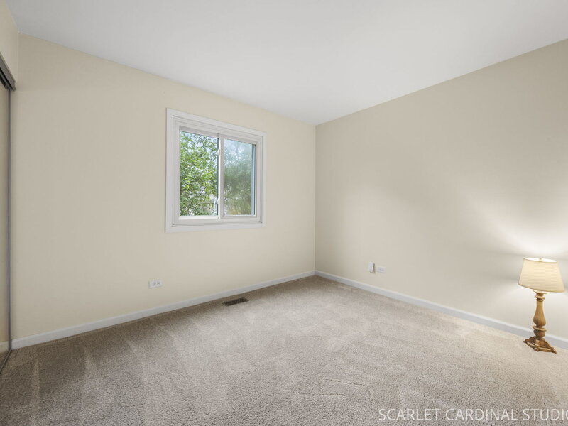 30 Leominster Court Warrenville IL 60555