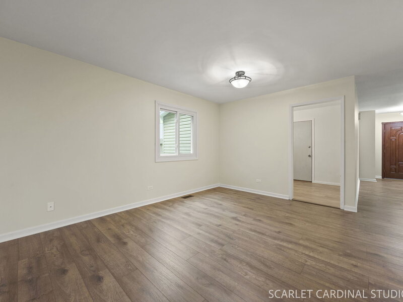 30 Leominster Court Warrenville IL 60555