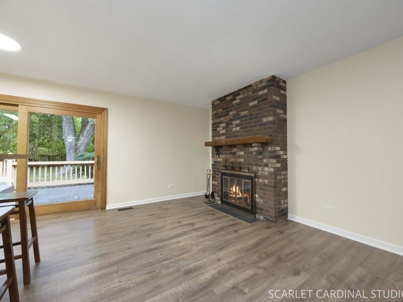 30 Leominster Court Warrenville IL 60555