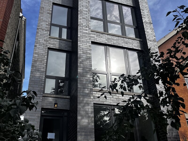 2847 N Damen Avenue Chicago IL 60618