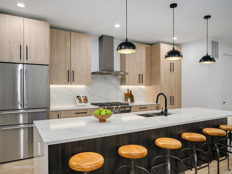 2847 N Damen Avenue Chicago IL 60618