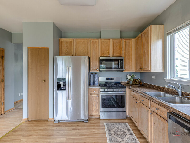 357 W Waterbury Drive Round Lake IL 60073
