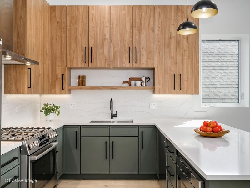 2847 N Damen Avenue Chicago IL 60618
