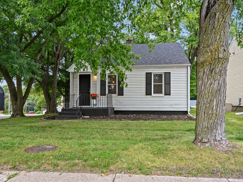 4208 30th Street Rock Island IL 61201