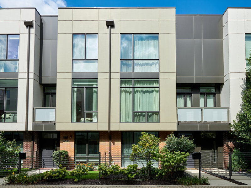 1906 N Campbell Avenue Chicago IL 60647