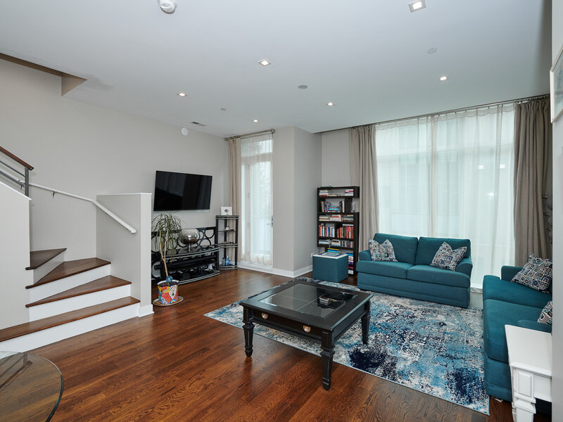 1906 N Campbell Avenue Chicago IL 60647