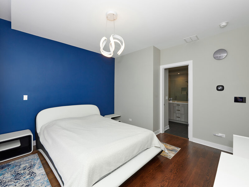 1906 N Campbell Avenue Chicago IL 60647