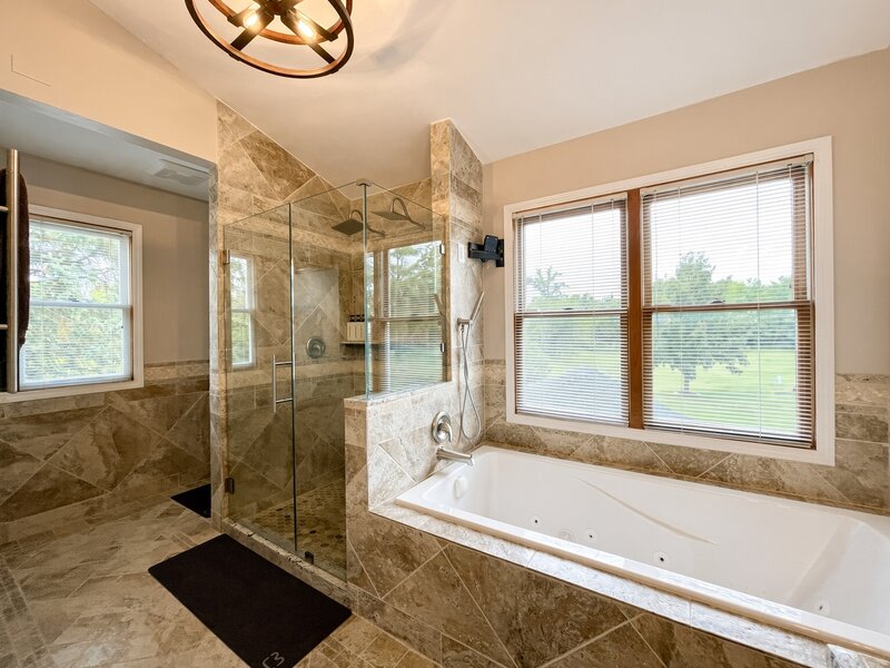 4 River Bend Road Montgomery IL 60538