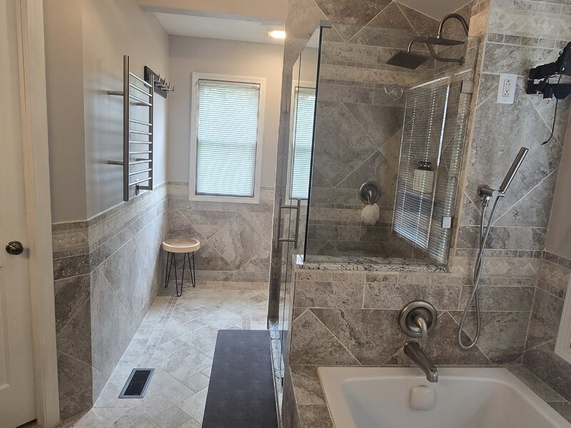 4 River Bend Road Montgomery IL 60538