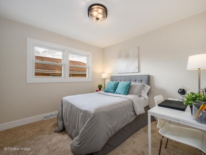 4051 W 80th Place Chicago IL 60652